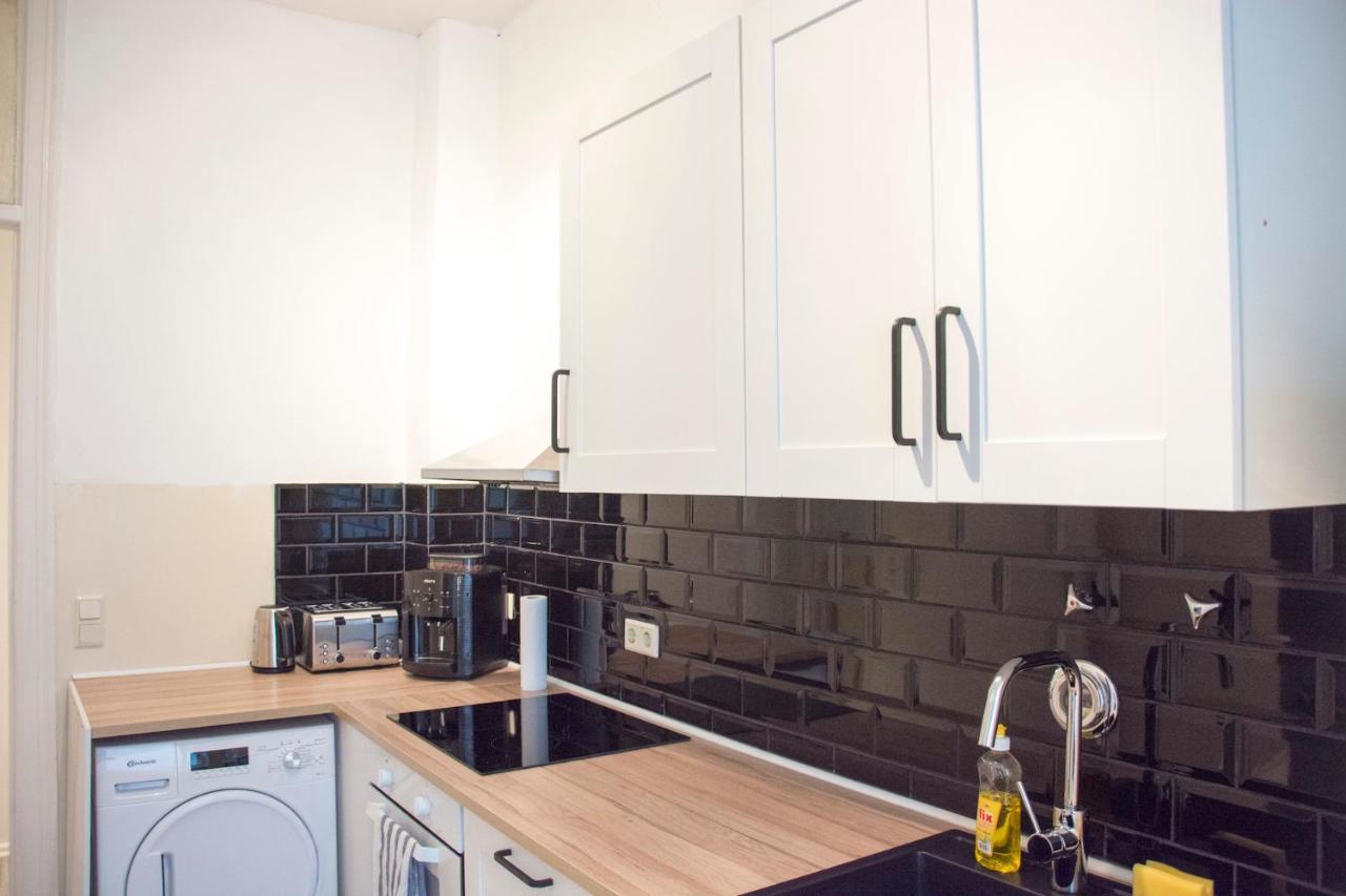 Moabit Family Apartment Берлин Екстериор снимка